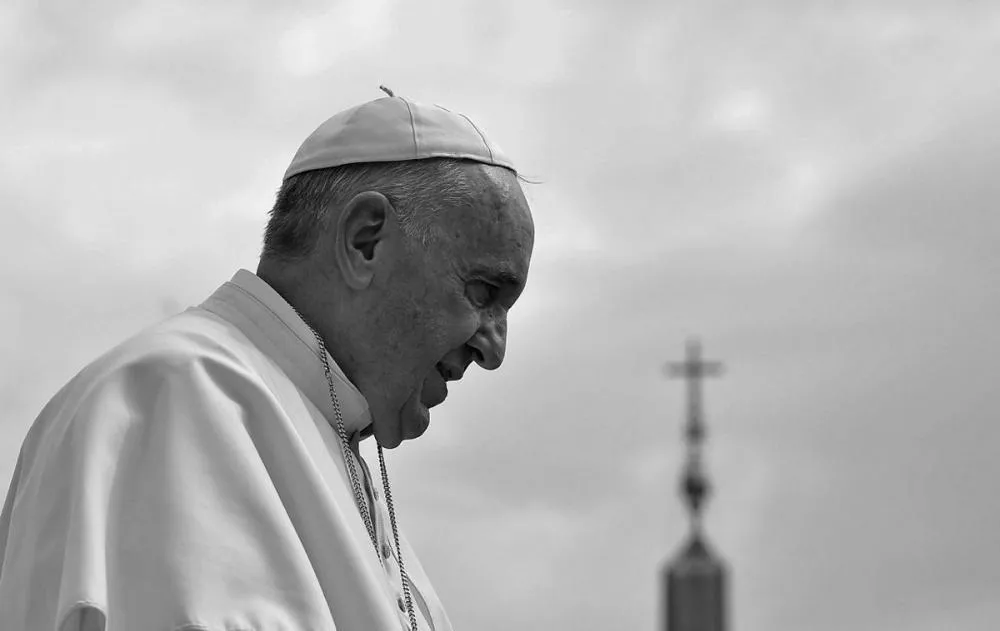 Morre Papa Francisco, que revolucionou a Igreja Católica, aos 88 